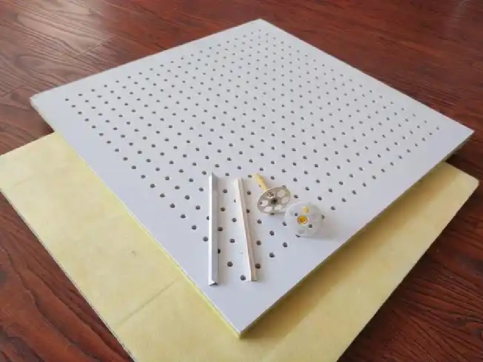 硅酸鈣板復(fù)合玻璃棉穿孔吸音板